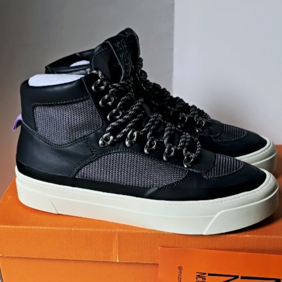 Miz Mooz Alpyne Sneakers Women's size 8.5 Slate Gray Leather NWB Mid/Hi.- New w - Picture 3 of 12